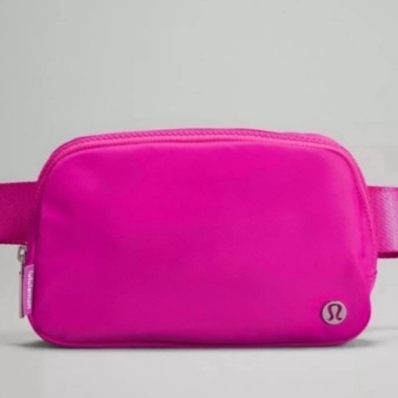 lululemon athletica Handbags - Lululemon sonic Pink everywhere Belt Bag 1L new crossbody purse